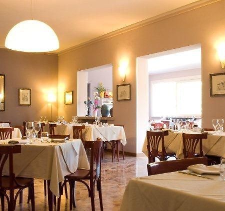 Locanda Della Pieve Tizzano Val Parma Luaran gambar
