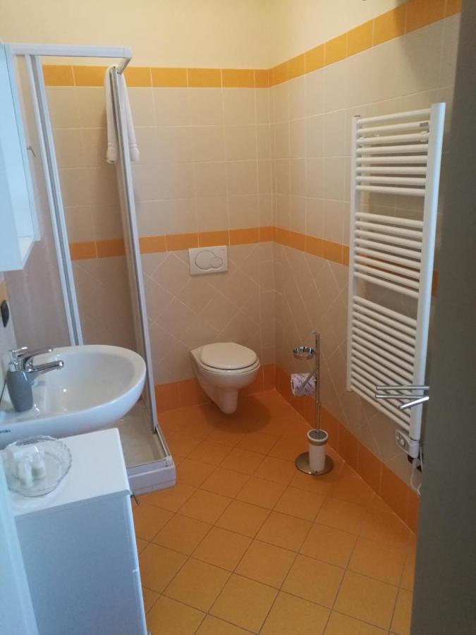 Locanda Della Pieve Tizzano Val Parma Luaran gambar