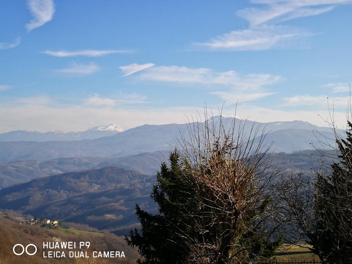 Locanda Della Pieve Tizzano Val Parma Luaran gambar