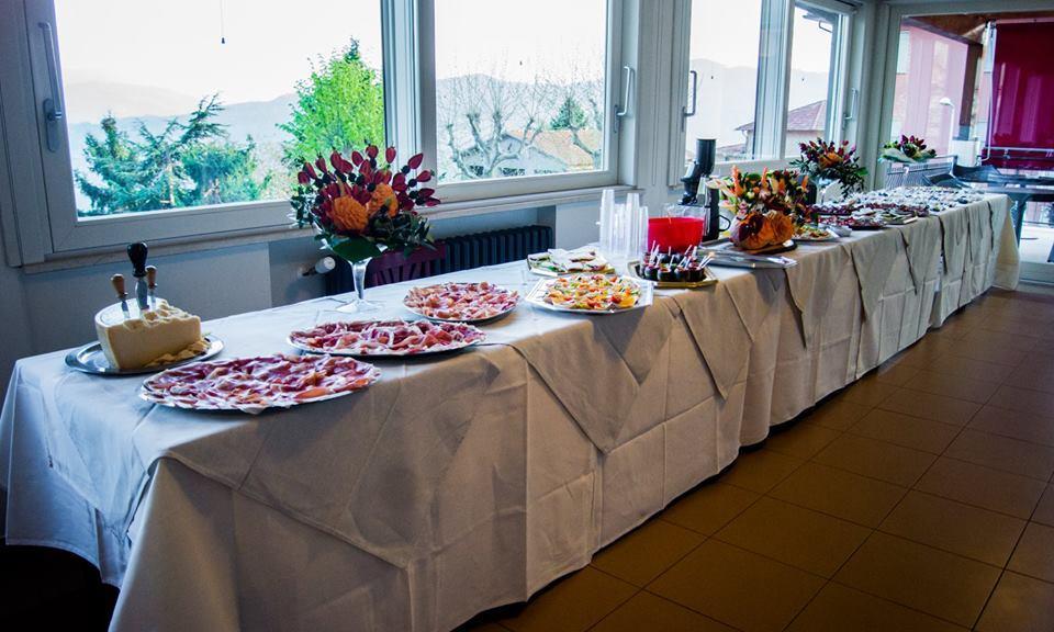 Locanda Della Pieve Tizzano Val Parma Luaran gambar