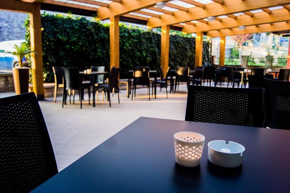 Locanda Della Pieve Tizzano Val Parma Luaran gambar