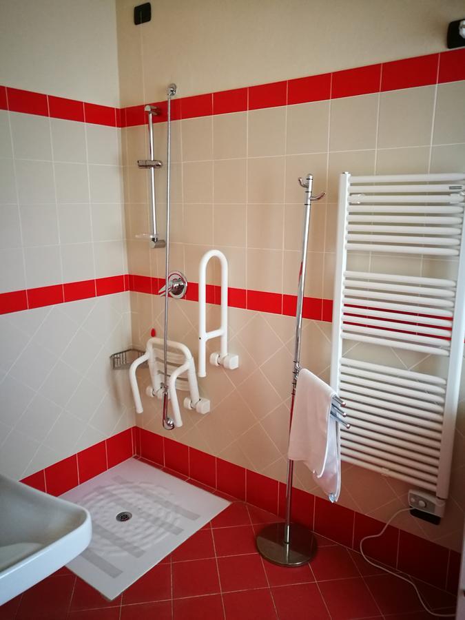Locanda Della Pieve Tizzano Val Parma Luaran gambar